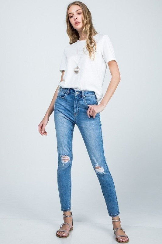 Distressed Crop Skinny Jean