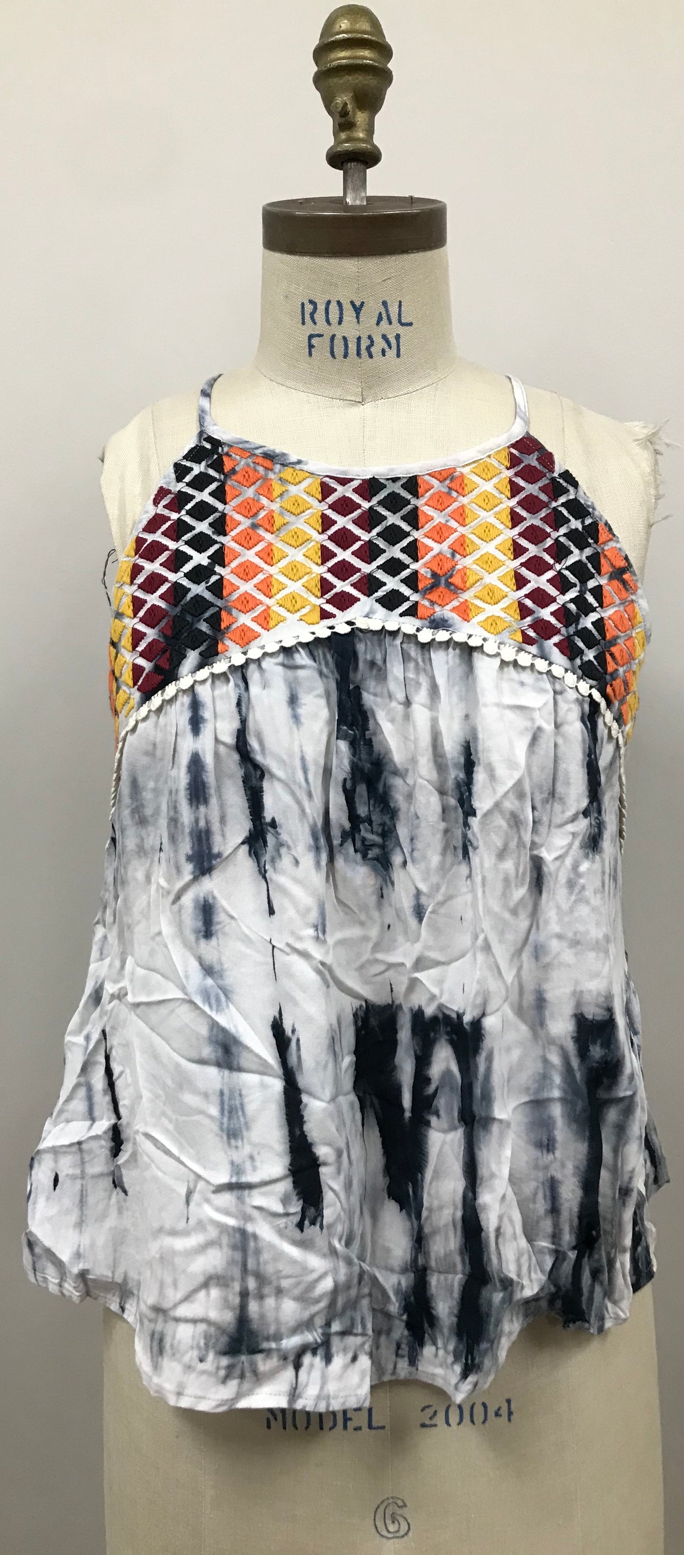 Embroidered & Tie-Dye Sleeveless Top