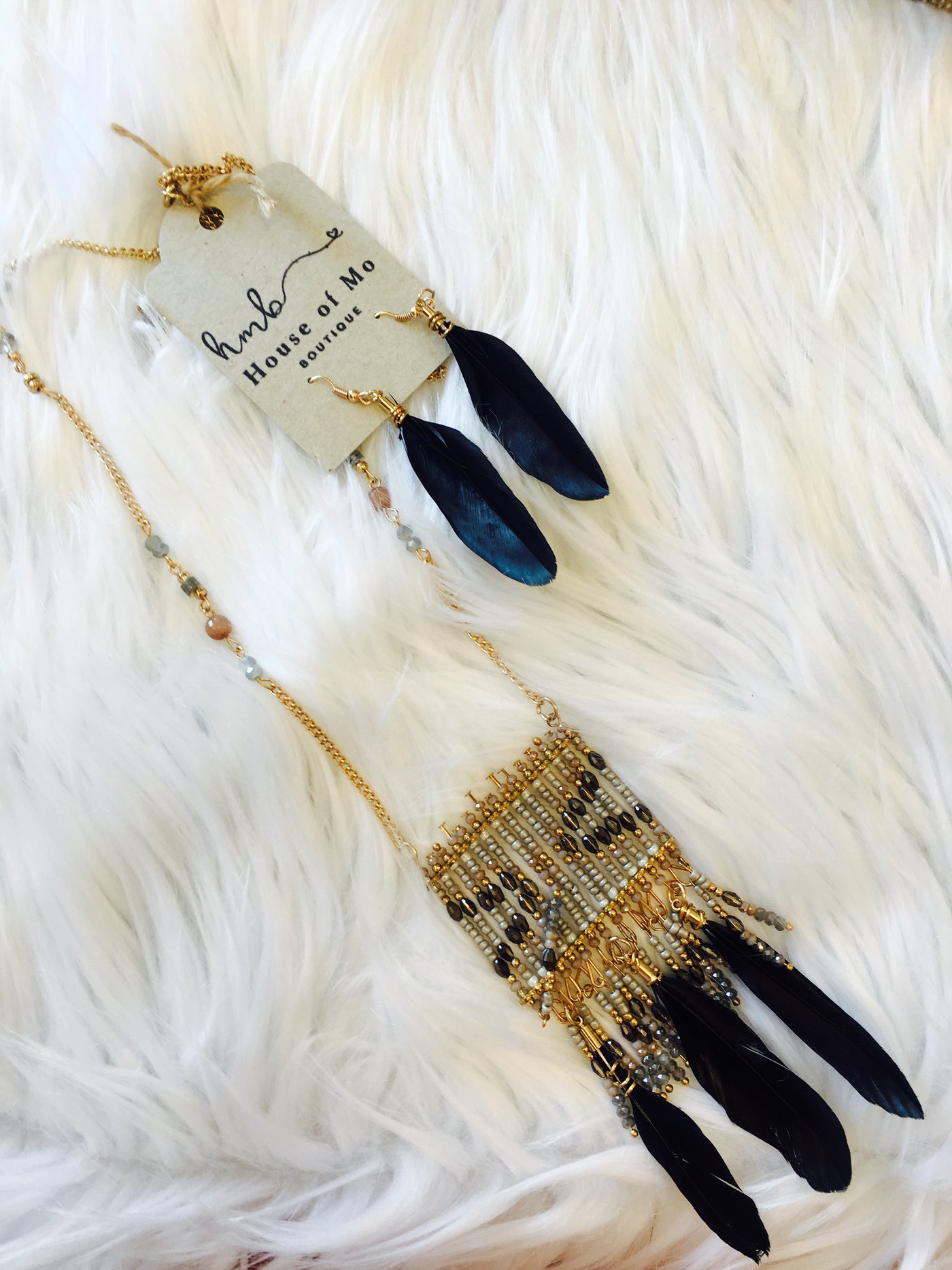 Boho Chic Feathered Necklace & Earrings