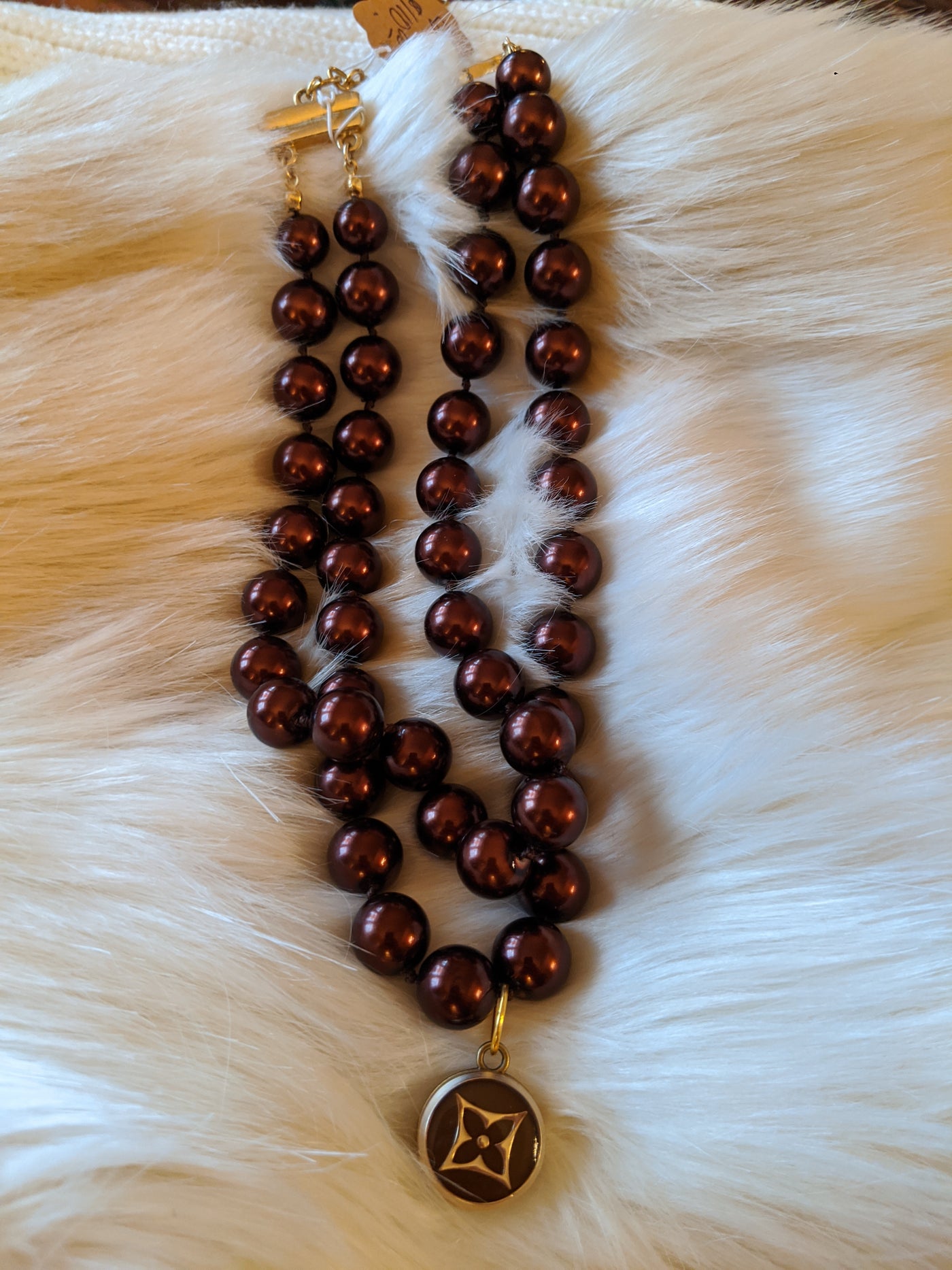 TS107 - Gucci on Vintage Chocolate Beads