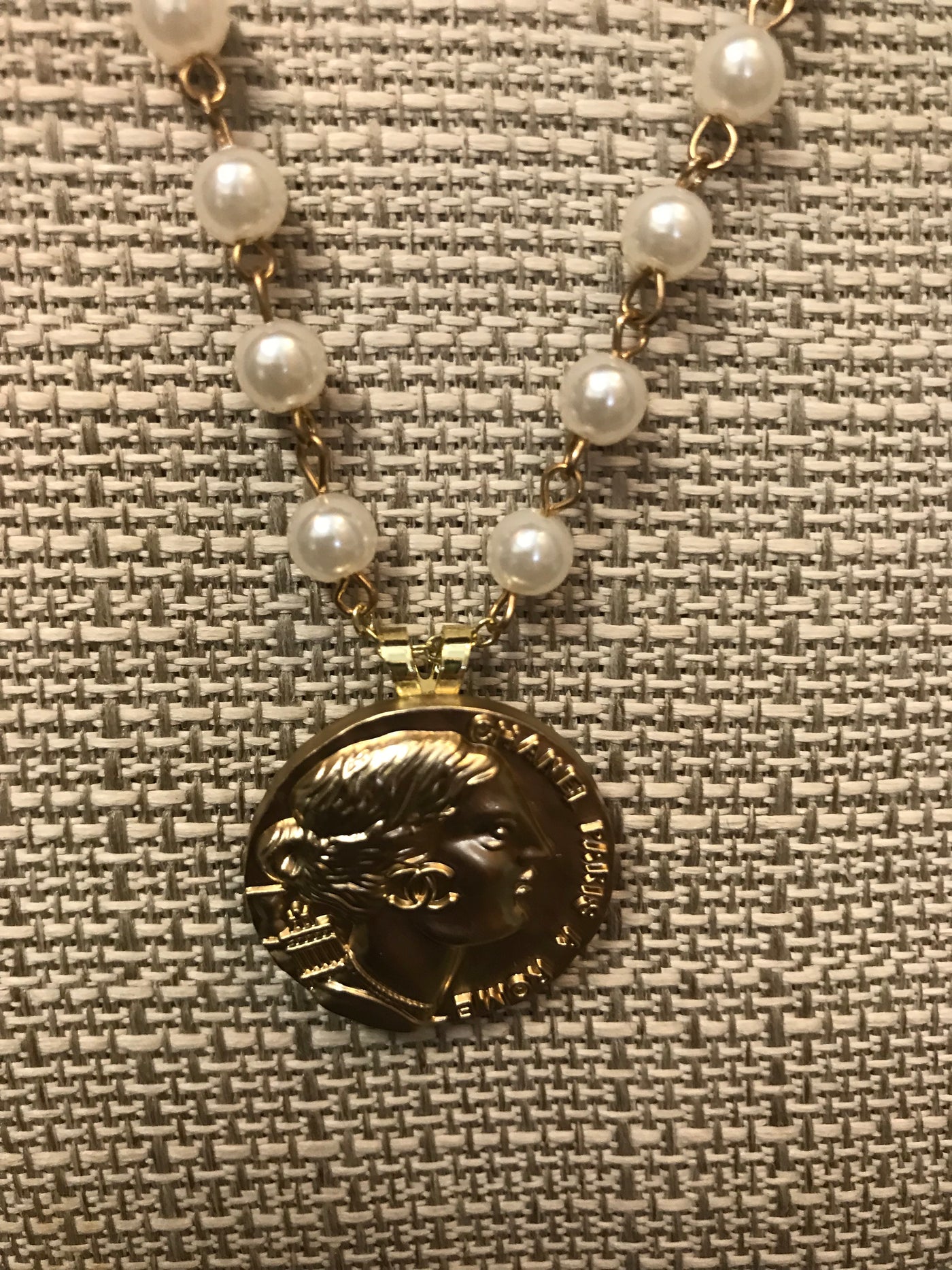 Chanel - Lady Coin Pendant with Pearl Necklace