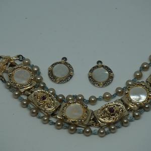 Bracelet 3034 - 1960's Mother of Pearl Bracelet